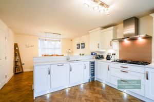 Photo 33- click for photo gallery